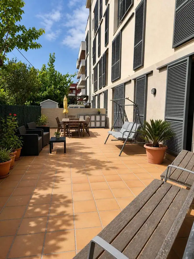 Piso con piscina en venta en Prat de Vilanova, imagen 3