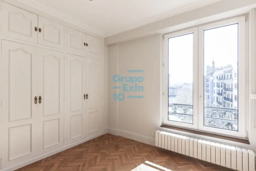 Habitación de Piso de alquiler en Donostia - San Sebastián  con Balcón