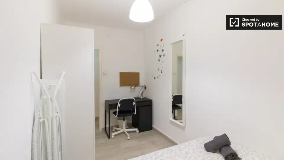 Room in L'Hospitalet de Llobregat, Barcelona