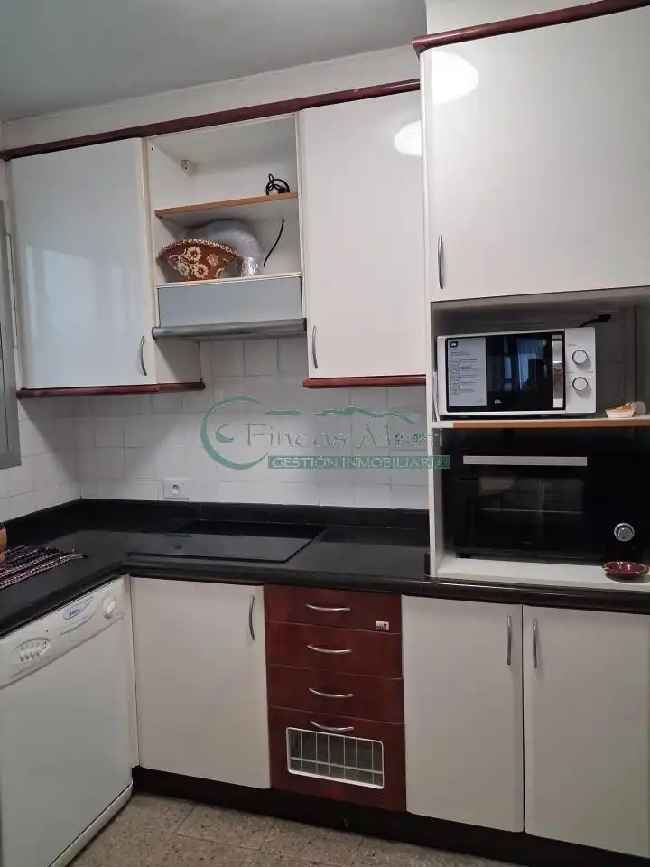 Kitchen of Flat for rent in Centro Urbano