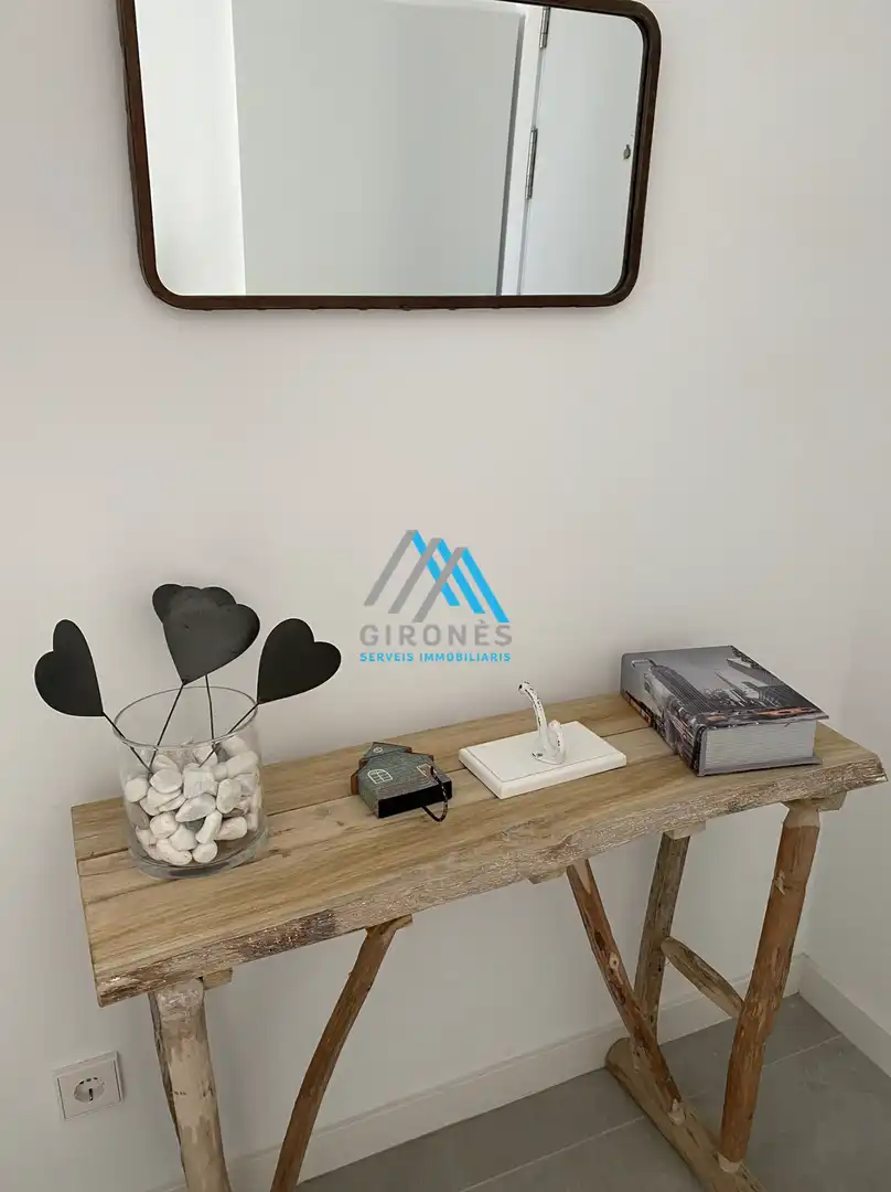 Wohnung zur Miete in Castell d'Aro, Platja d'Aro i s'Agaró mit Klimaanlage, Heizung und Terrasse
