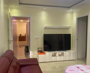 Living room of Flat for sale in  Barcelona Capital  with Balcony