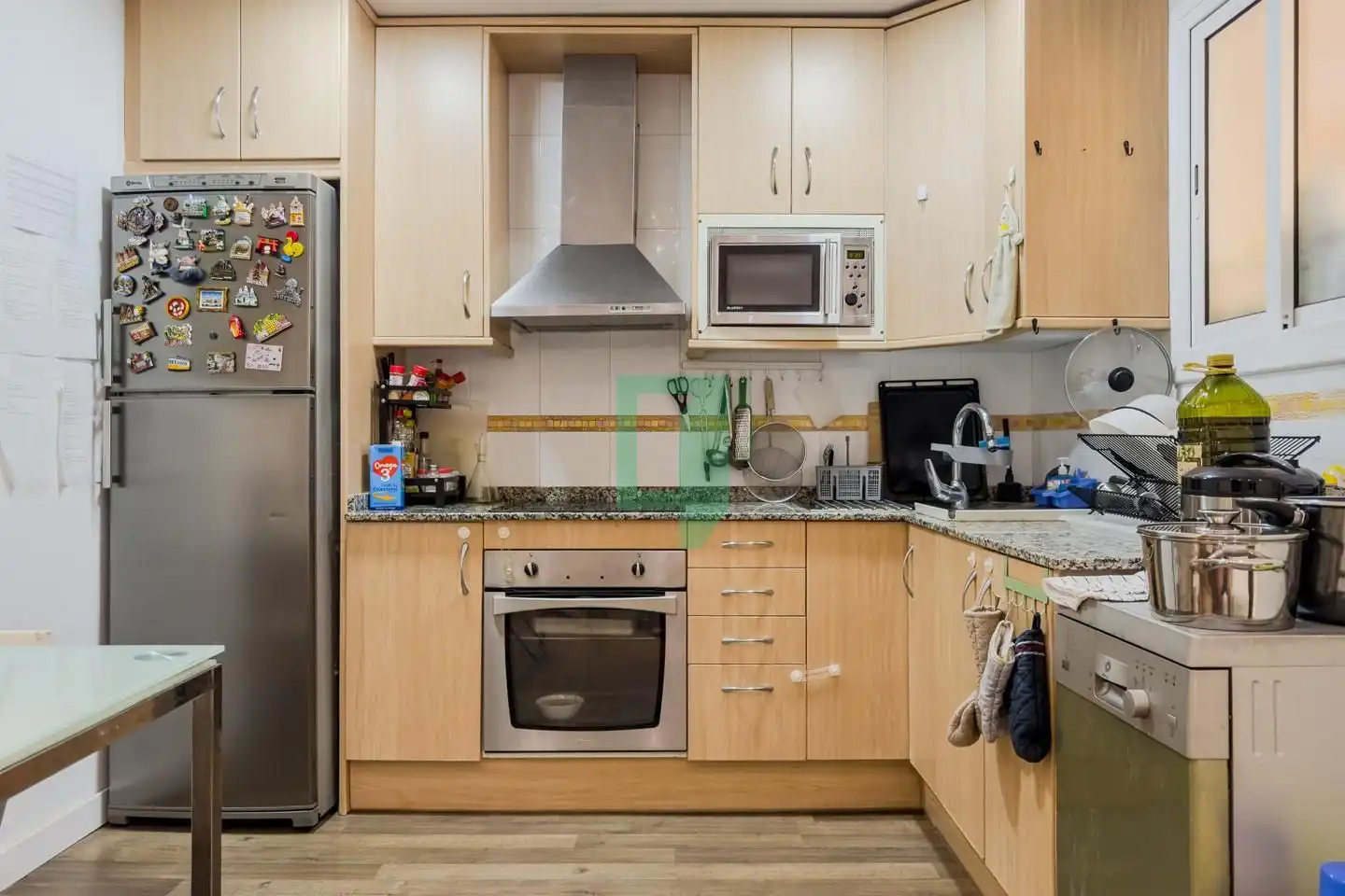 Kitchen of Ground floor for sale in Badalona