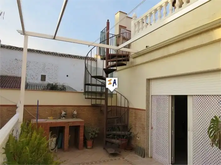 Terraced house with pool for sale in Alcaudete, imagen 3