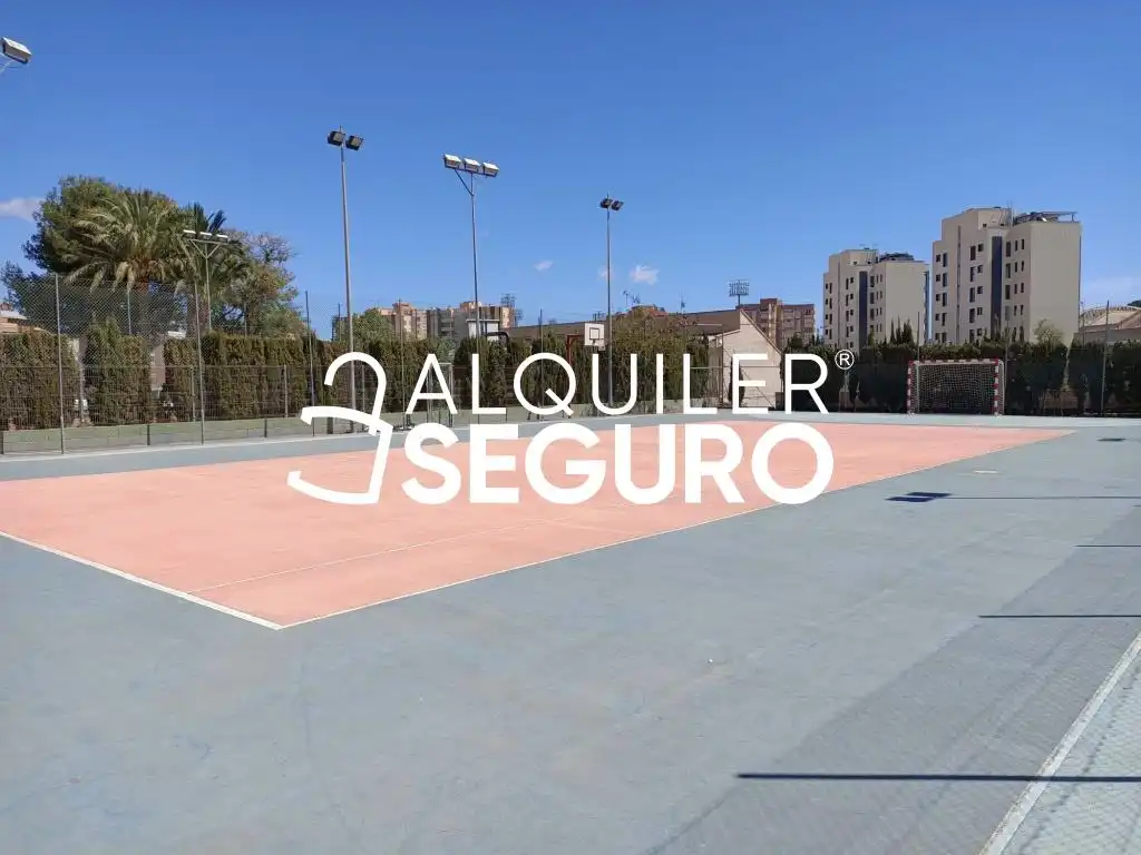 Piso con piscina en alquiler en Doctor Jiménez Díaz, imagen 5
