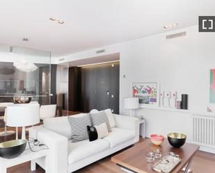 Living room of Flat to rent in  Barcelona Capital  with Air Conditioner, Heating and Furnished