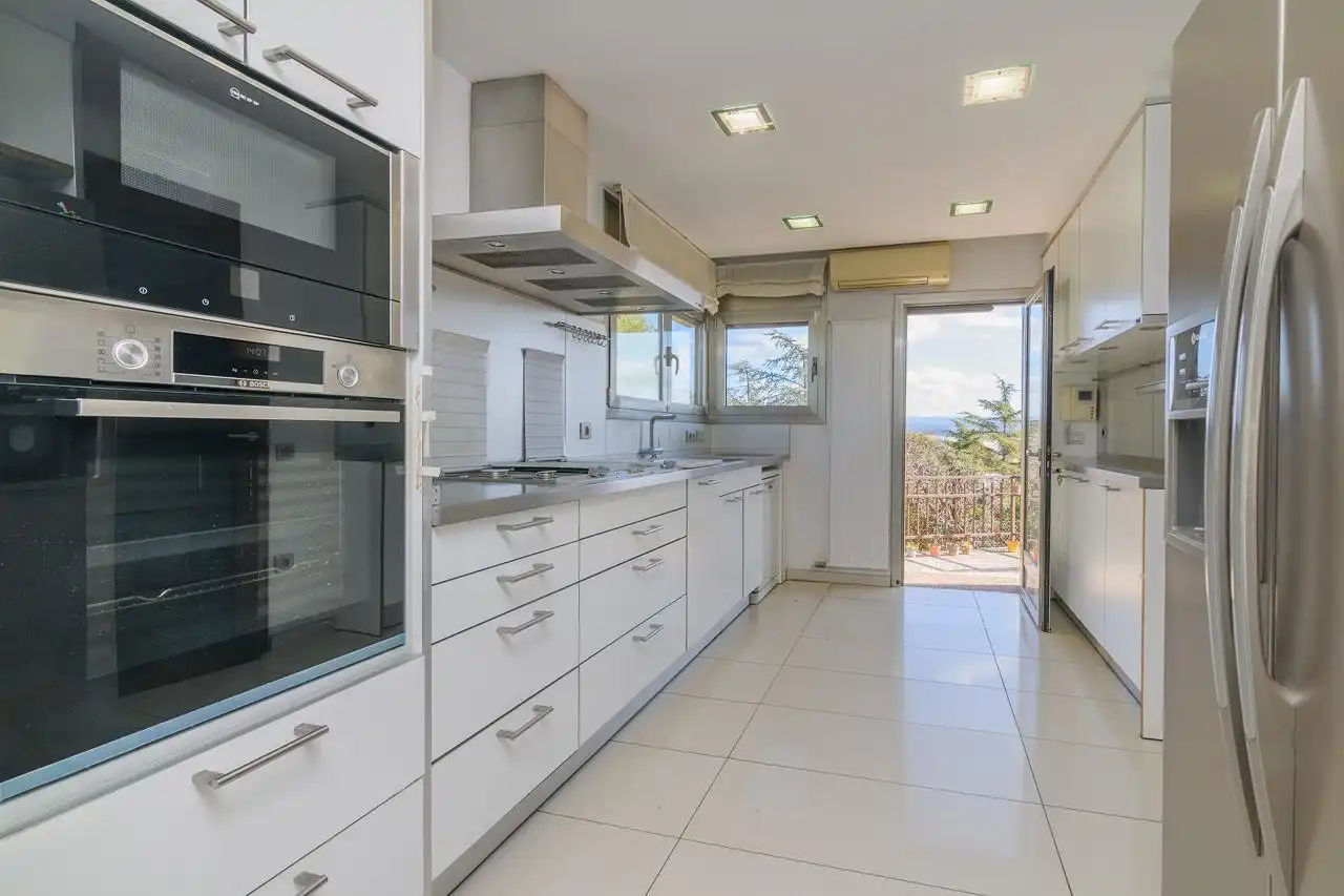Kitchen of Houses for sale in Manresa  with Air Conditioner, Heating and Private garden