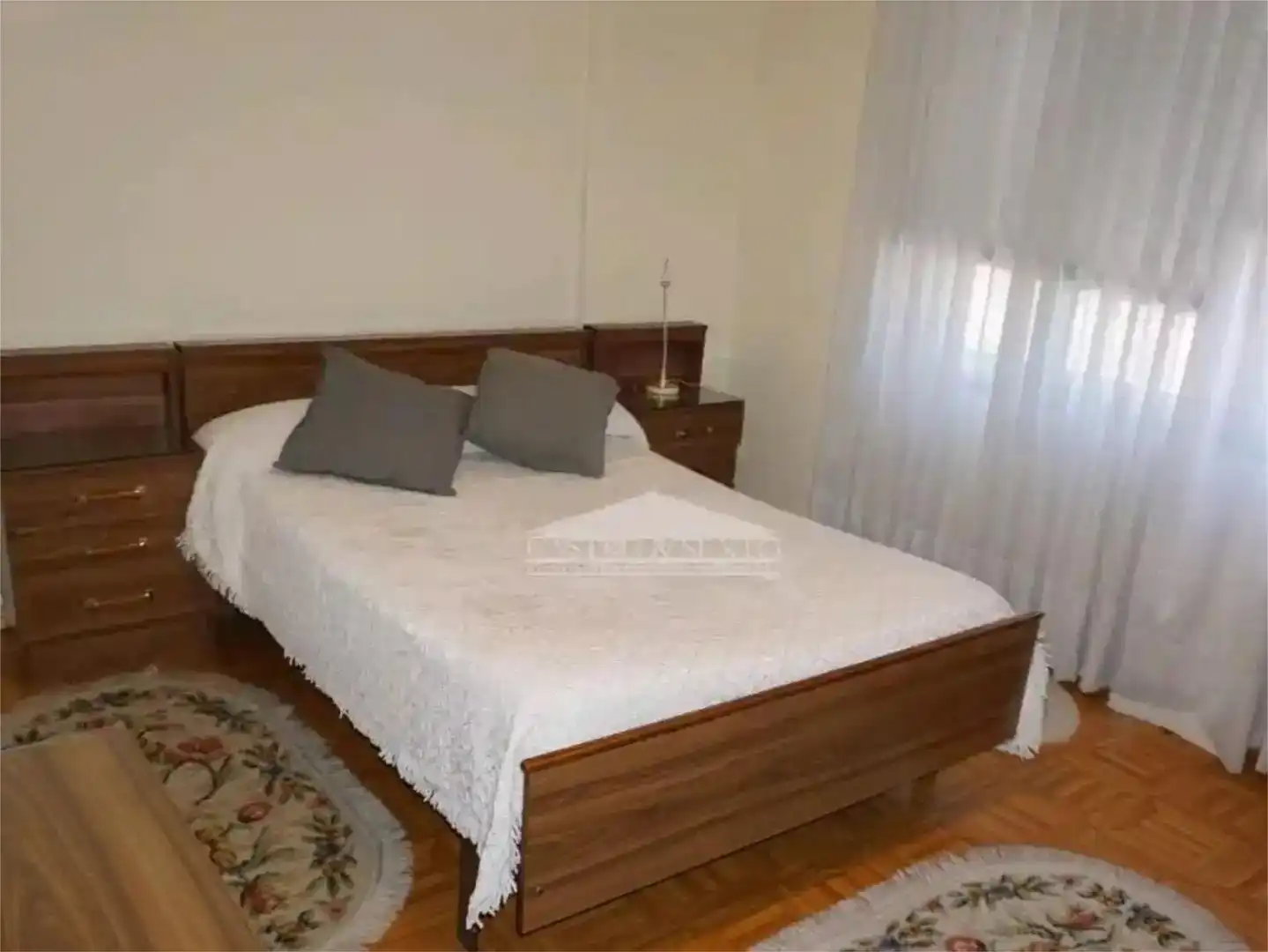 Dormitori de Casa adosada en venda en Melide