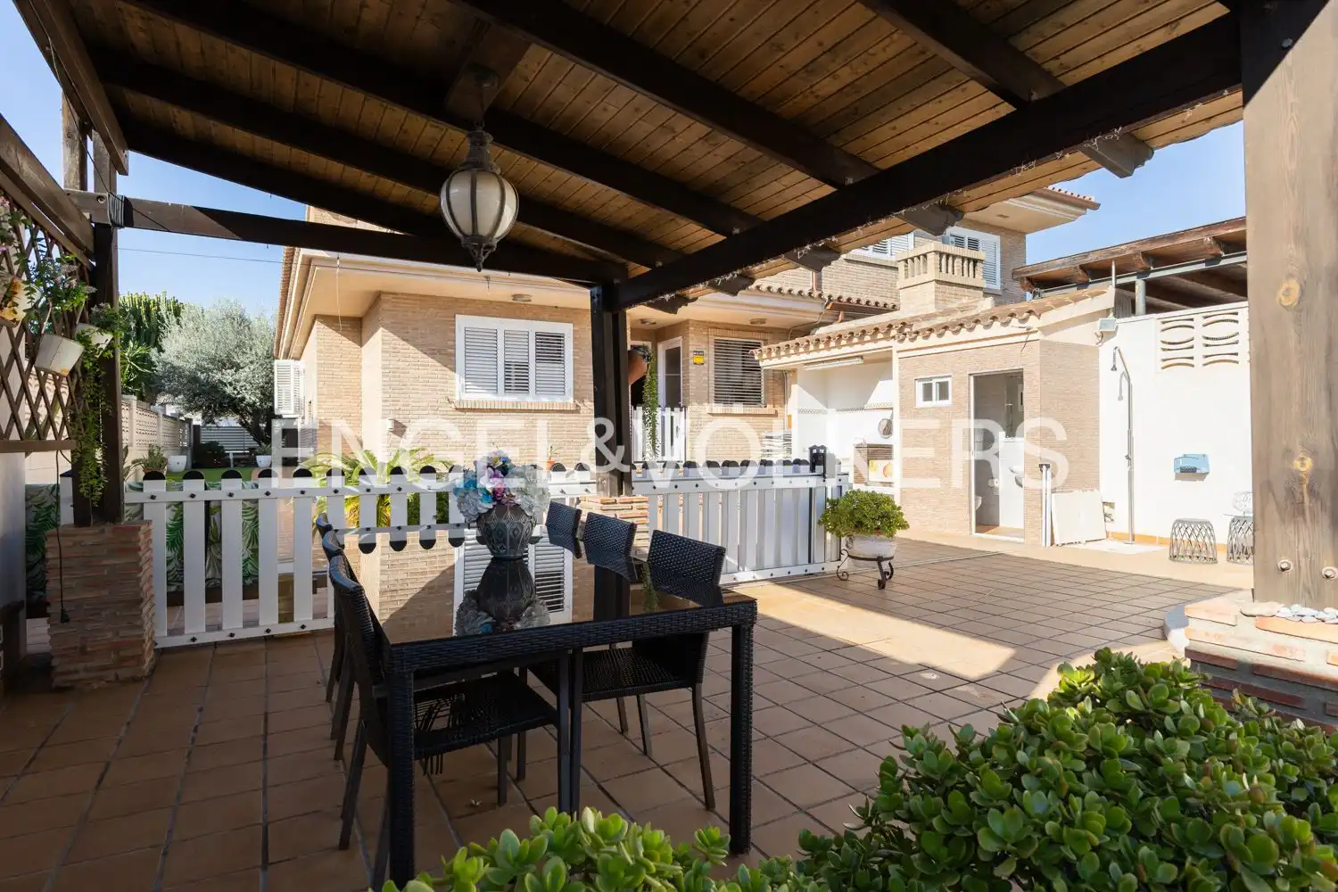 Terraza de Casa o chalet de alquiler en Benicasim / Benicàssim con Aire acondicionado, Calefacción y Jardín privado