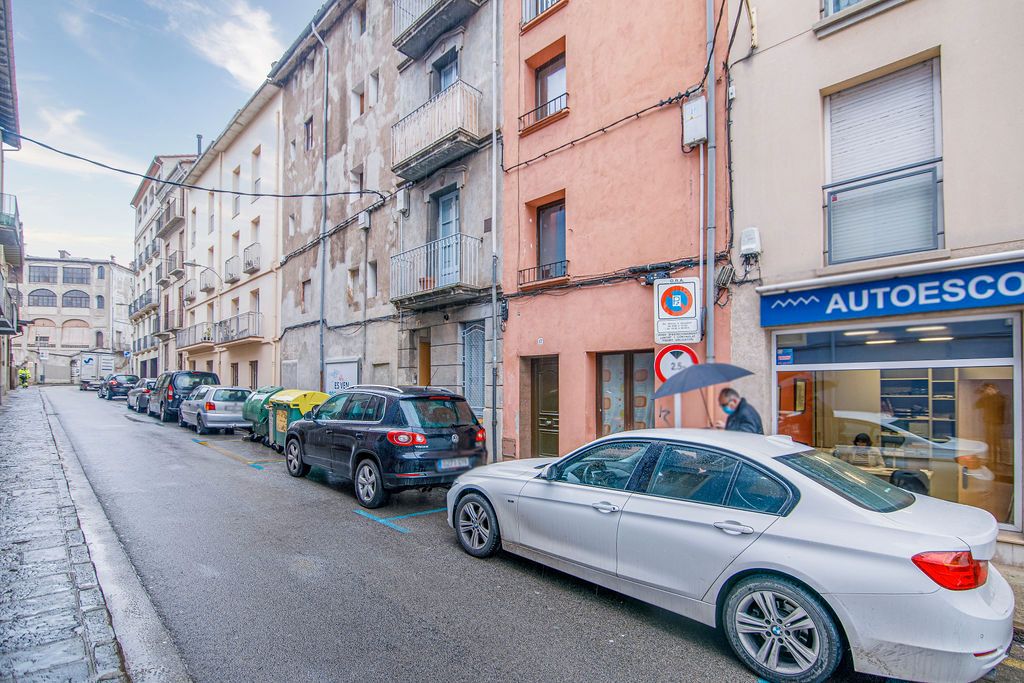 Vista exterior de Pis en venda en Olot