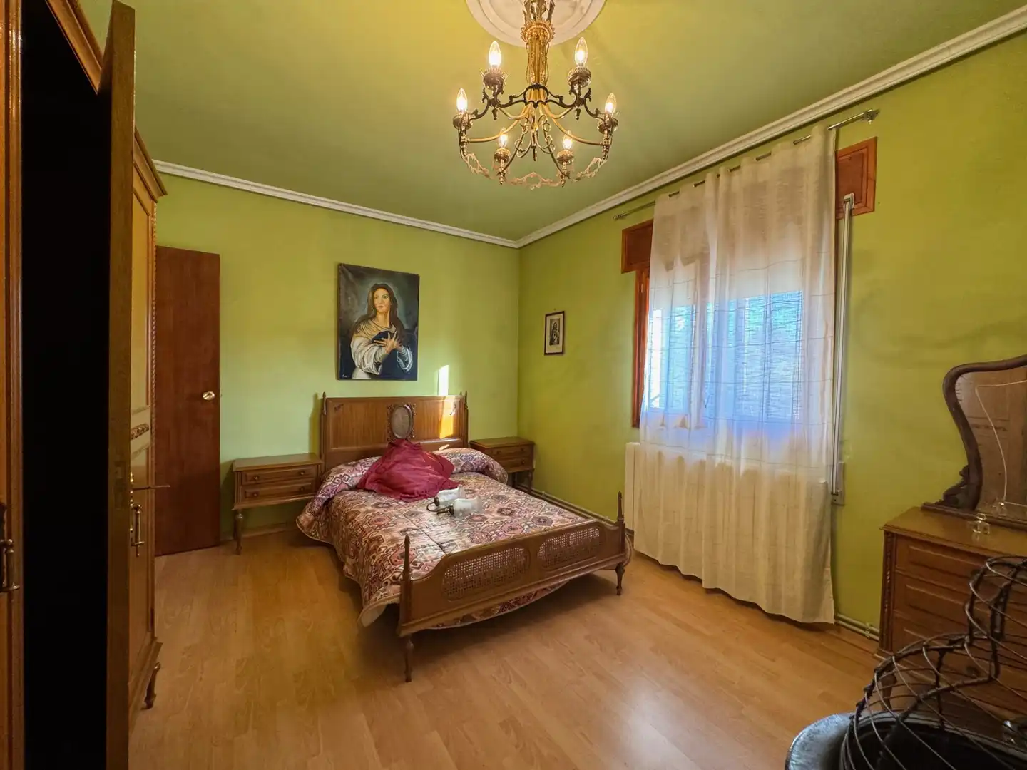 Dormitori de Casa o xalet en venda en Langa de Duero amb Calefacció, Terrassa i Traster