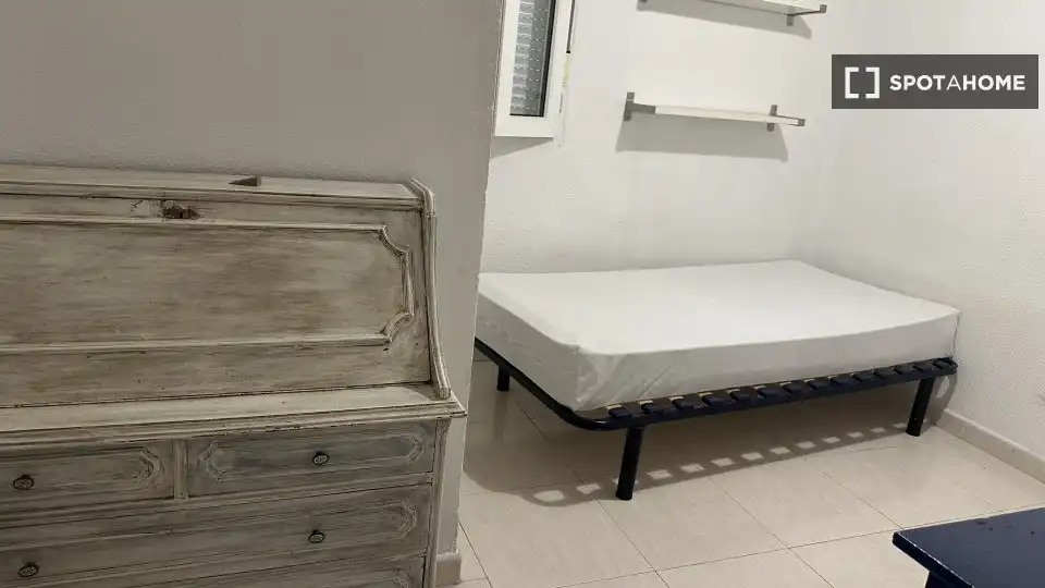 Dormitori de Pis de lloguer en Barrio de Salamanca