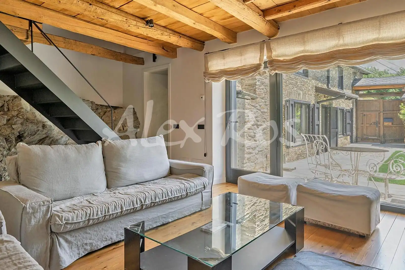 Living room of Houses for sale in Ger  with Heating and Storage room