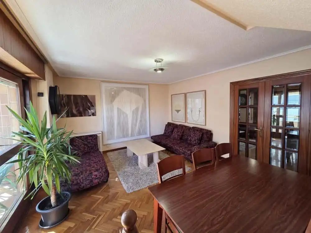 Sala d'estar de Dúplex en venda en Santander amb Calefacció, Jardí privat i Terrassa