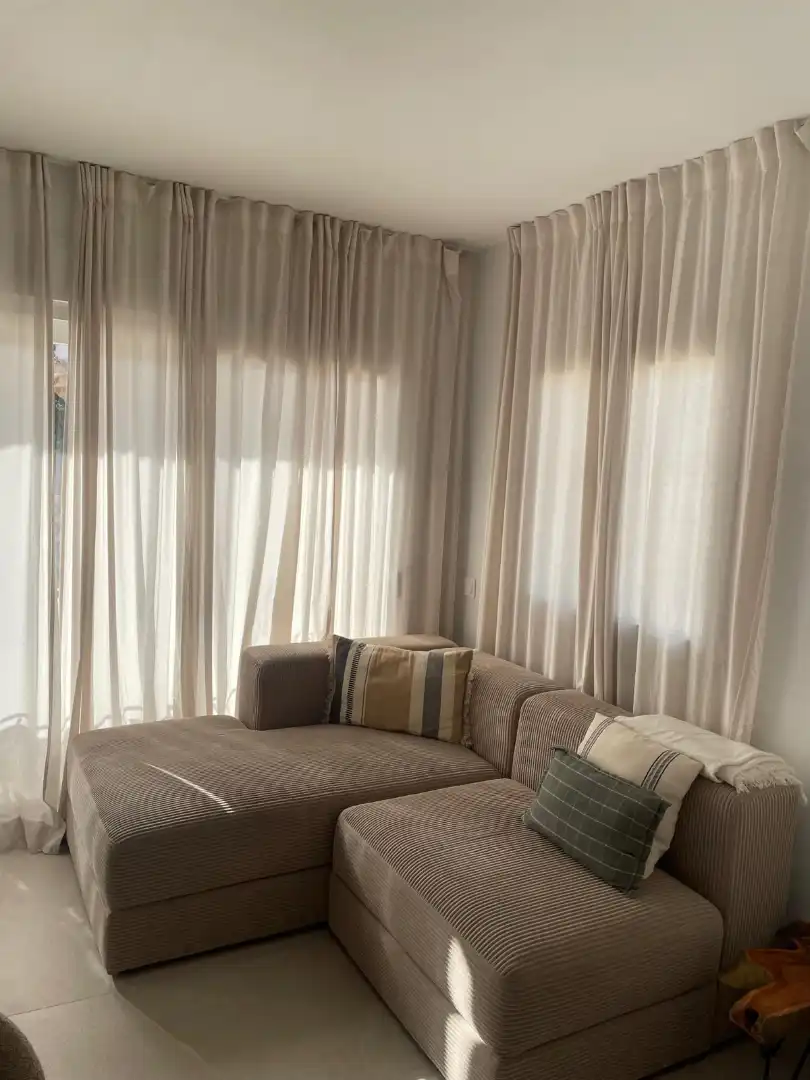 Sala de estar de Apartamento en venta en Vandellòs i l'Hospitalet de l'Infant con Aire acondicionado, Calefacción y Amueblado