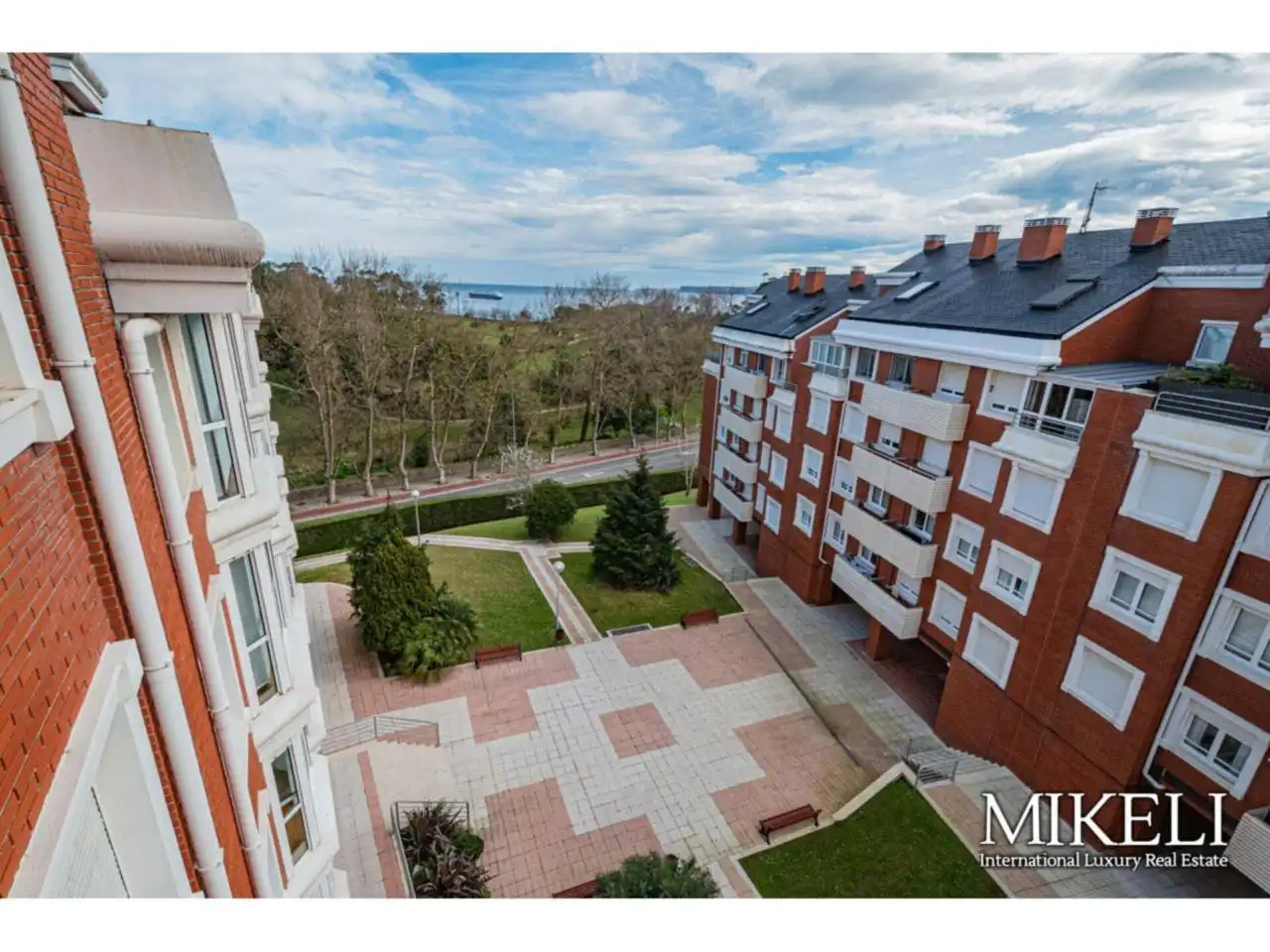 Maisonette zur Miete in Calle Arsenio Odriozola, 41, Valdenoja