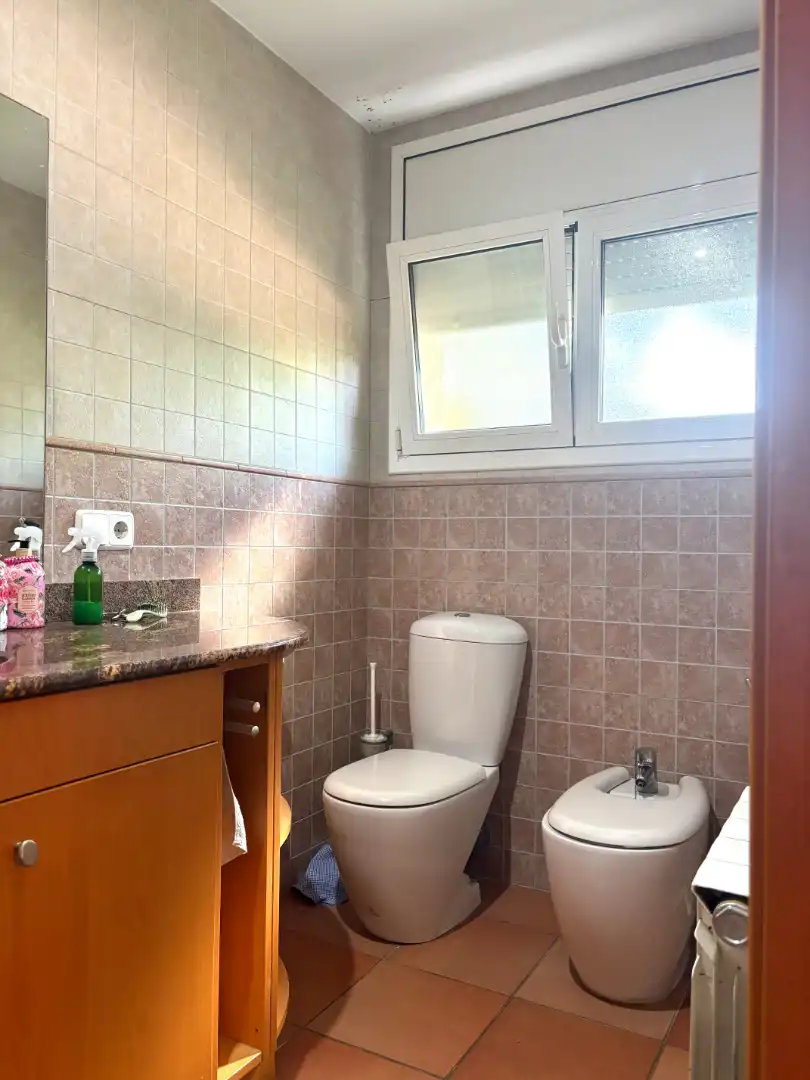 Baño de Casa o chalet en venta en Rubí con Aire acondicionado, Calefacción y Jardín privado