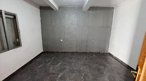 Foto 4 de Casa adosada en venta en Madroño, Arrayanes, Linares