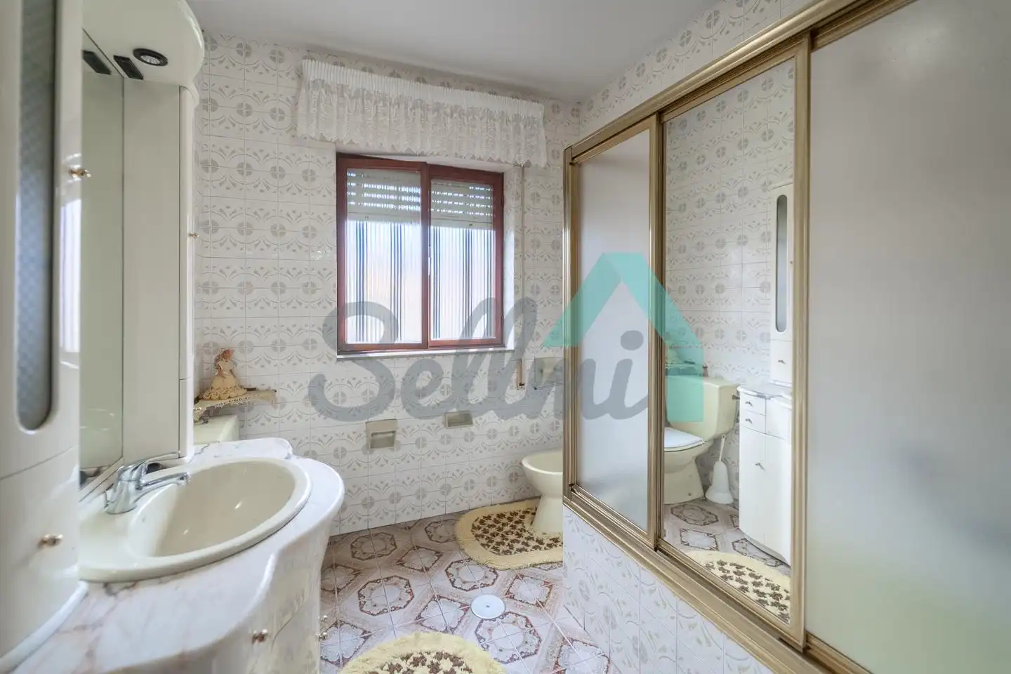 Baño de Casa o chalet en venta en Ribadeo con Calefacción, Jardín privado y Parquet