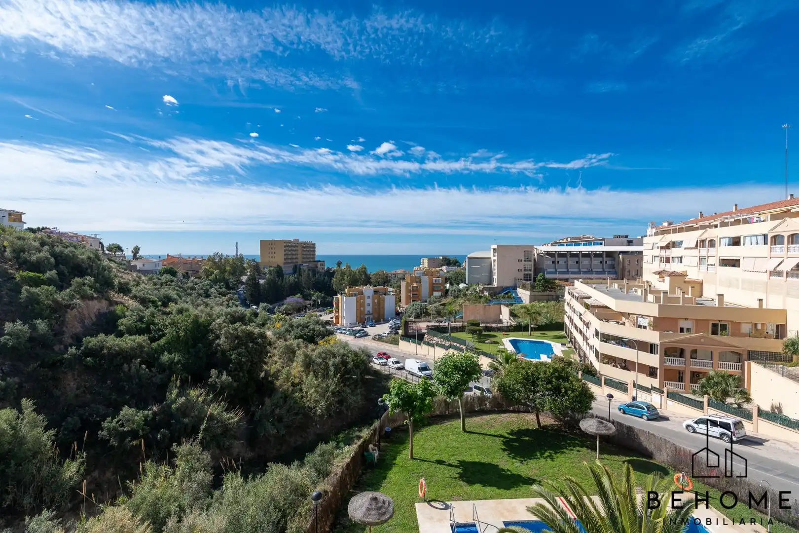 Vista exterior de Piso en venta en Rincón de la Victoria con Trastero y Piscina comunitaria