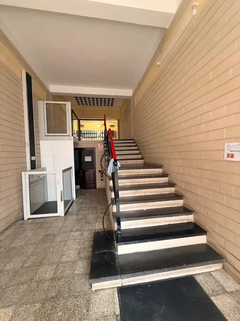 Pis en venda en Oviedo  amb Calefacció, Terrassa i Traster