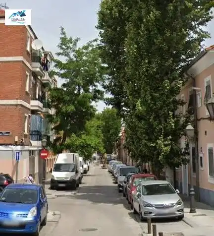 Pis amb ascensor en venda a Calle COBALTO