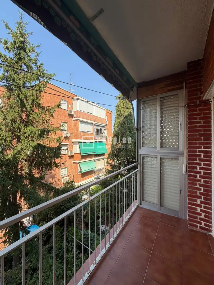 Terrassa de Pis en venda en Madrid amb Calefacció, Jardí privat i Traster