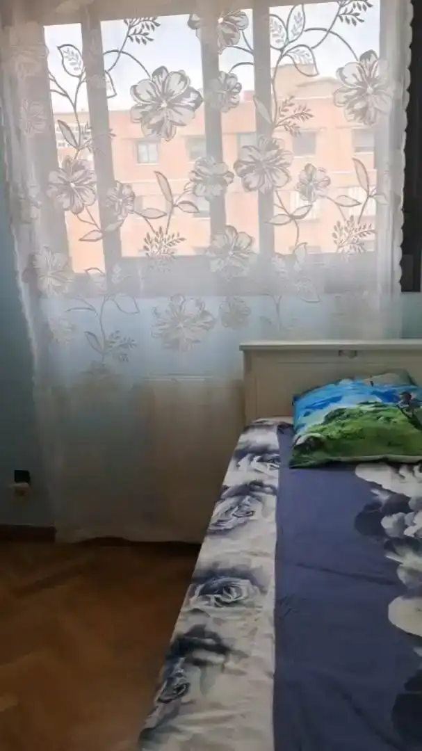 Habitación de Piso de alquiler en Ciudad Lineal