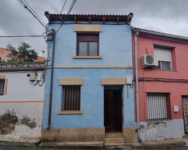 Casa-chalet en Venta en Calle ESTRECHOS en Calatorao