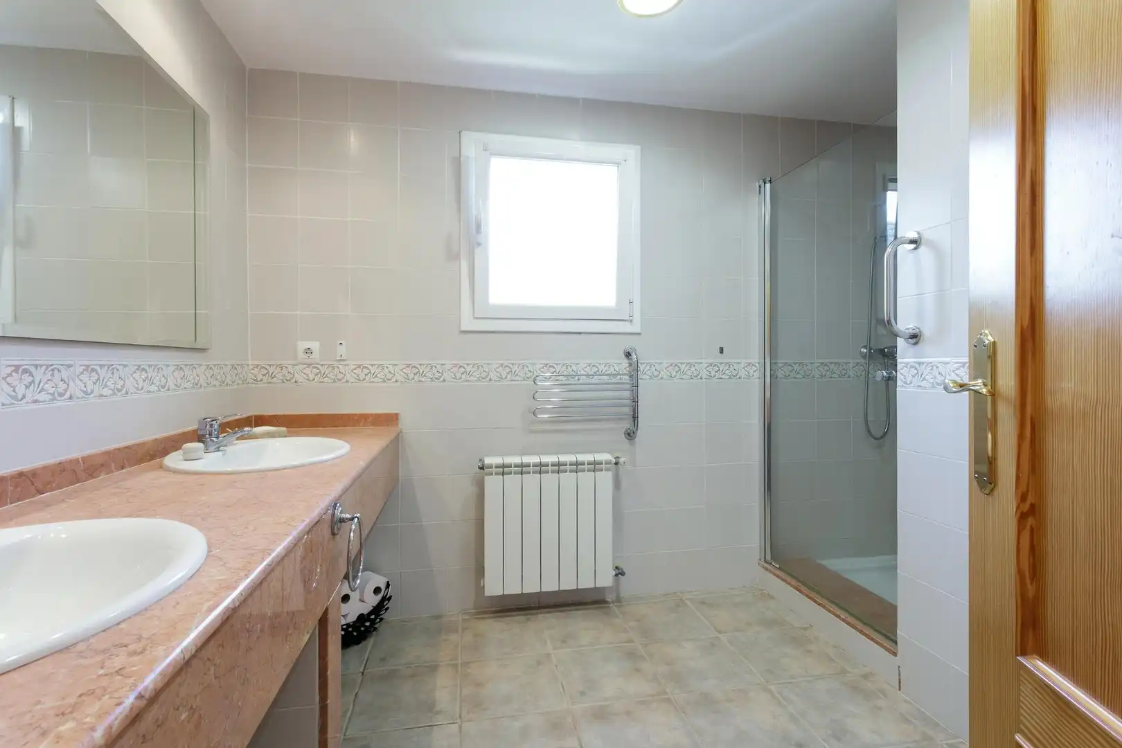 Bathroom of Houses for sale in Barx  with Air Conditioner, Heating and Private garden