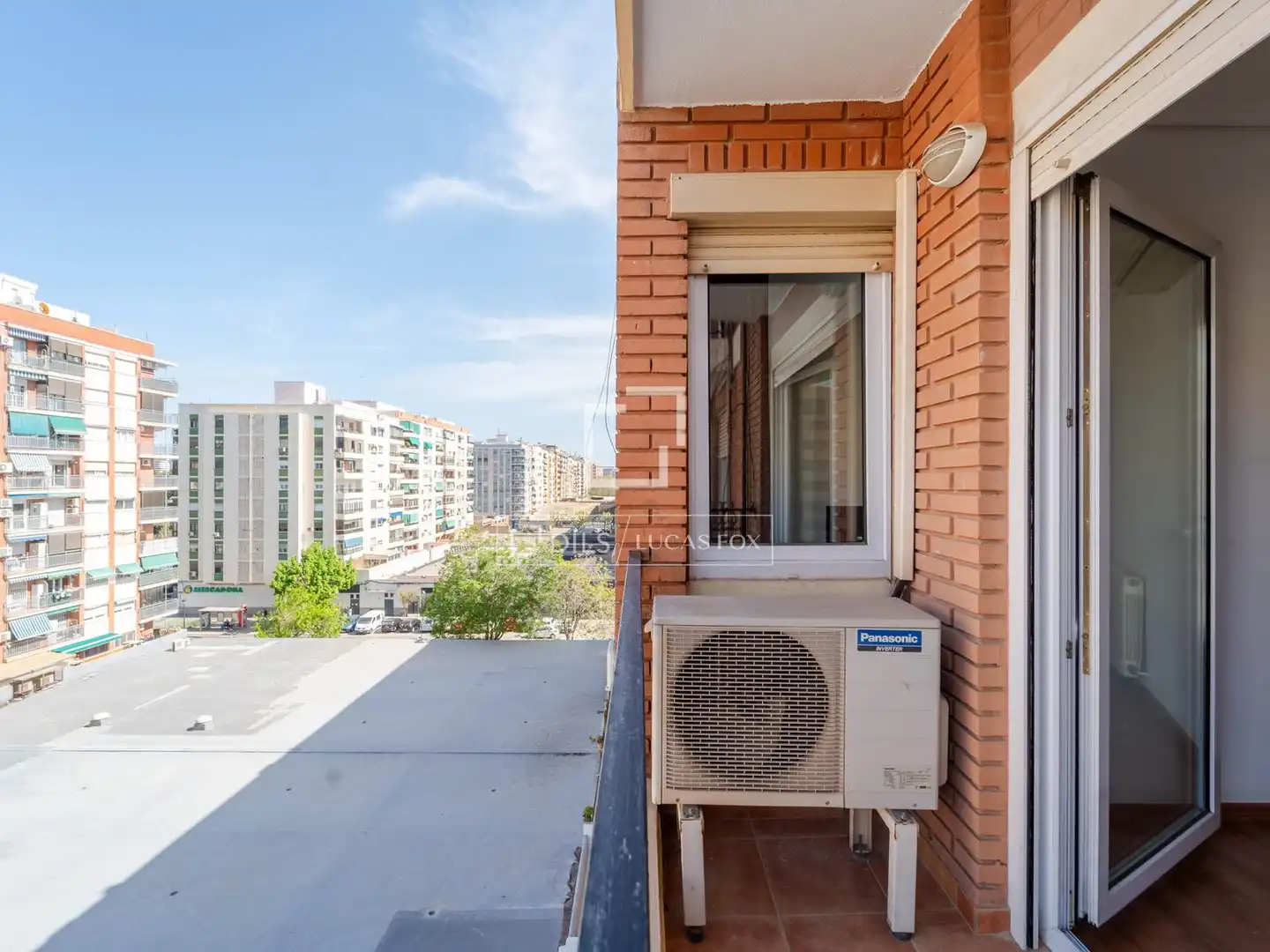 Terraza de Piso en venta en Valencia con Calefacción, Parquet y Amueblado