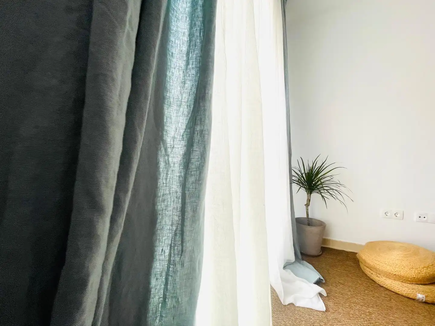 Bedroom of Flat for sale in Benalmádena  with Air Conditioner, Storage room and Furnished
