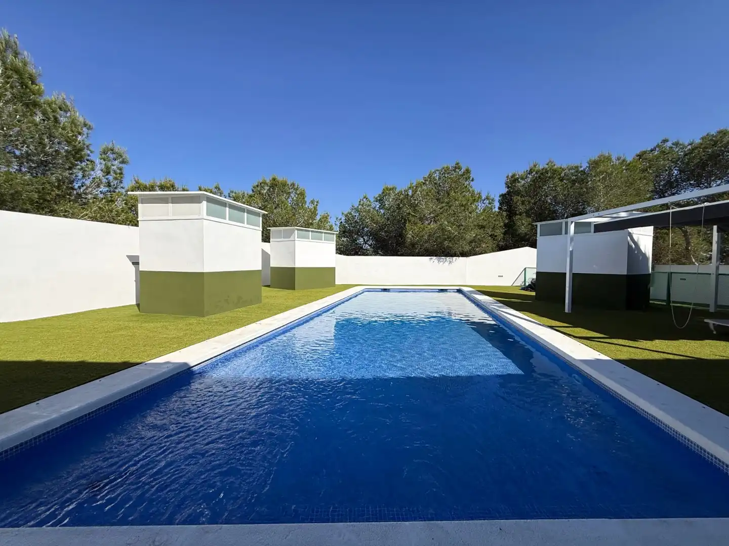 Landhaus mit Pool zum Verkauf in El Pinar de Campoverde