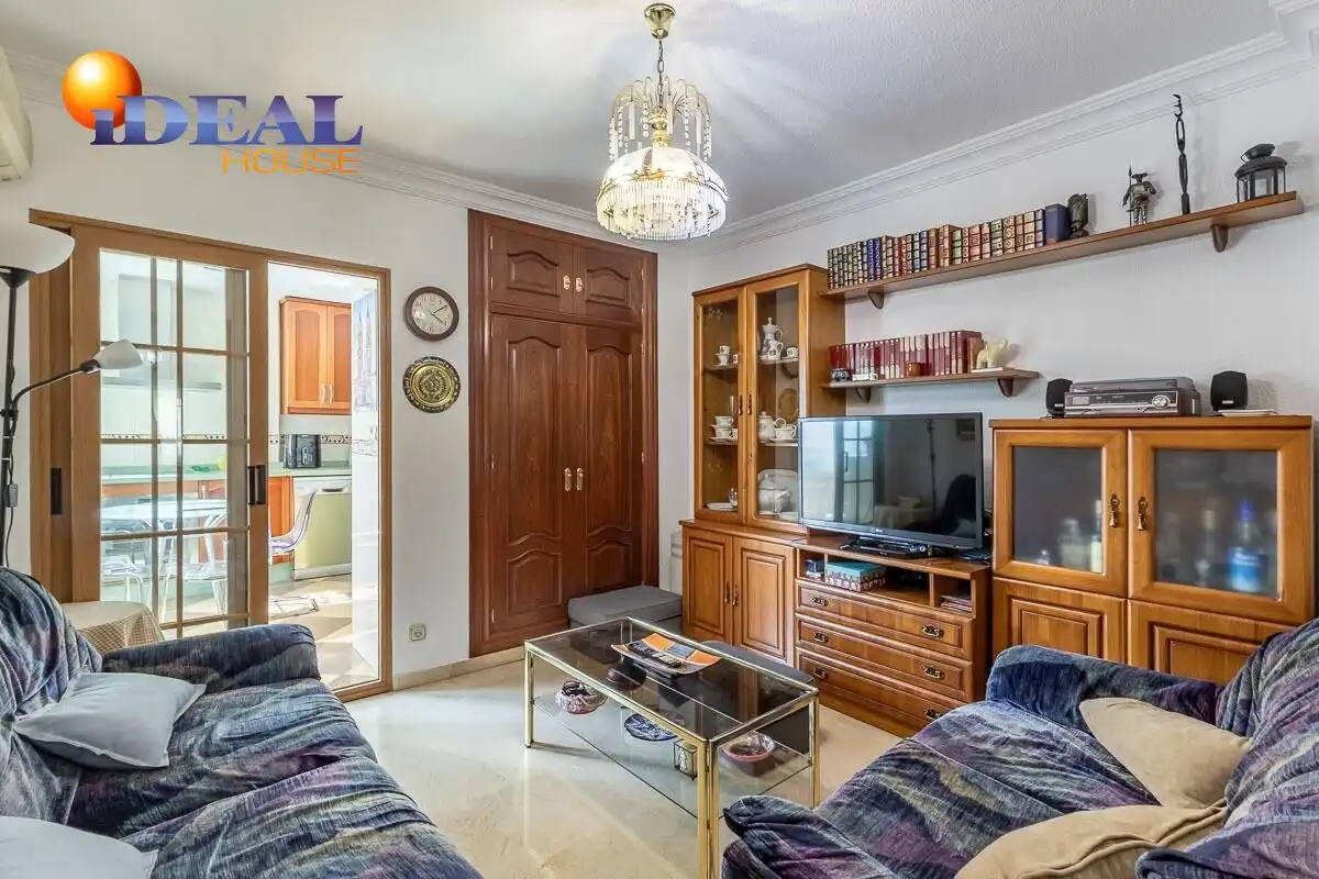 Piso con ascensor en venta en Calle ARQUITECTO JIMENEZ LACAL, imagen 16