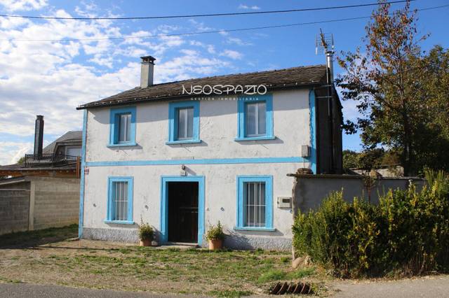 Casa-chalet en Venta en LU 612 en Guntín