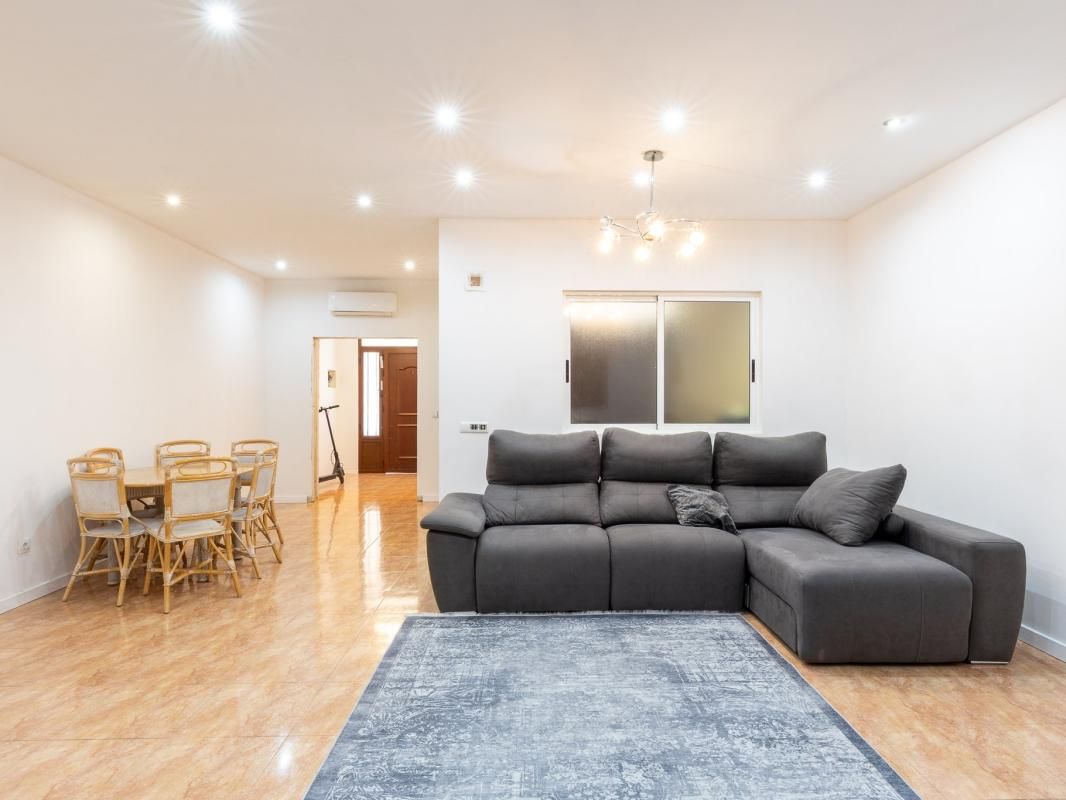 Single-family semi-detached for sale in C. Málaga, 12, Catarroja