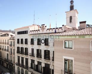 Vista exterior de Pis en venda en Girona Capital amb Calefacció, Terrassa i Traster