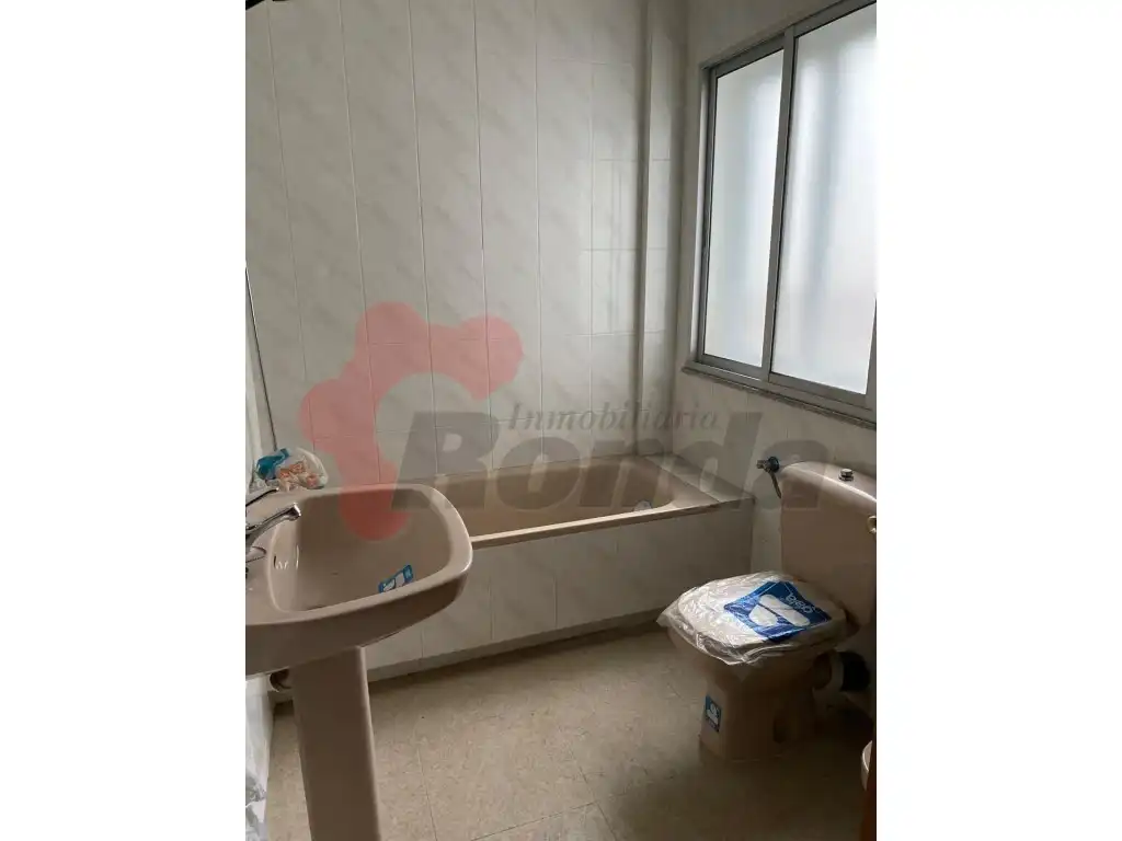Bathroom of Buildings for sale in Lugo