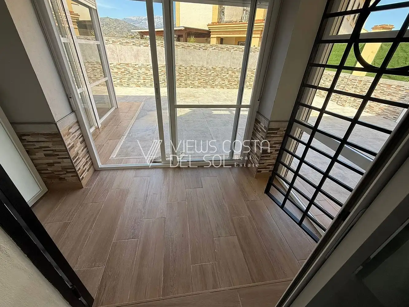 Terrassa de Apartament en venda en Vélez-Málaga amb Aire condicionat, Calefacció i Jardí privat