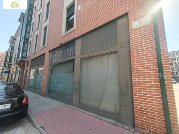 Gewerbefläche zur Miete in Barrios Bajos - La Horta