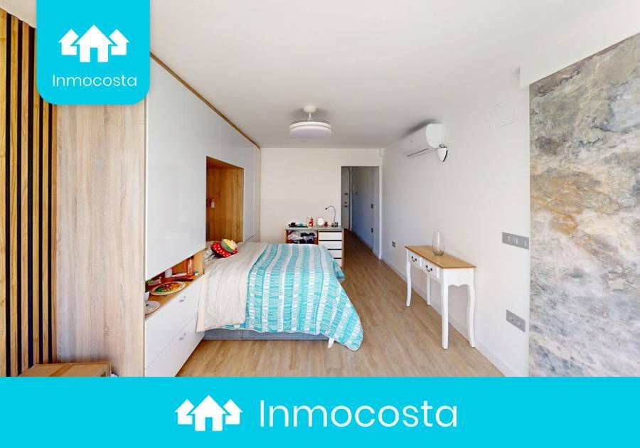 Bedroom of Flat for sale in Alicante / Alacant  with Air Conditioner, Heating and Community pool
