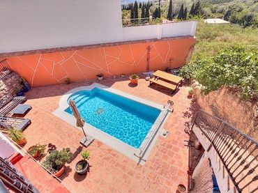 Landhaus mit Pool zum Verkauf in Periana