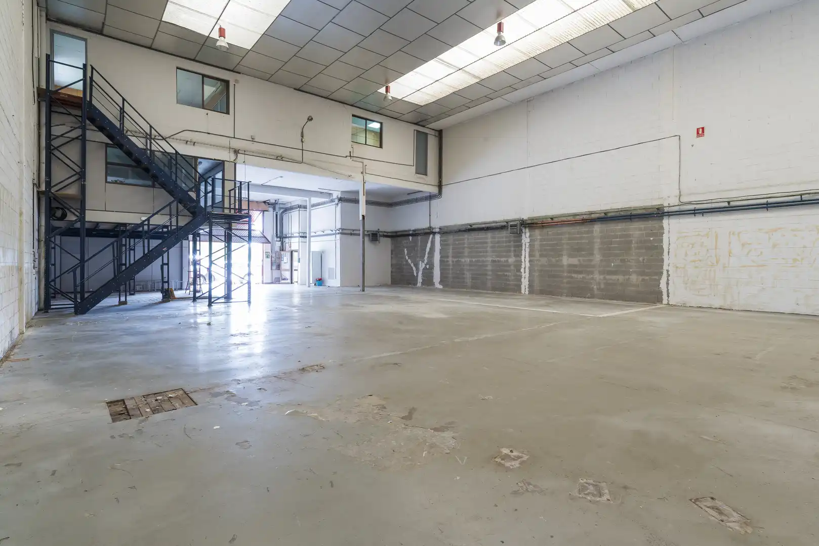 Nave industrial en alquiler en Cervelló, imagen 3