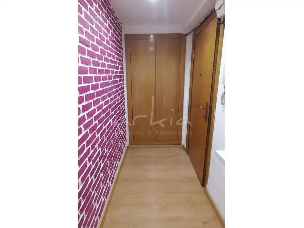 Piso en venta en Xirivella con Balcón