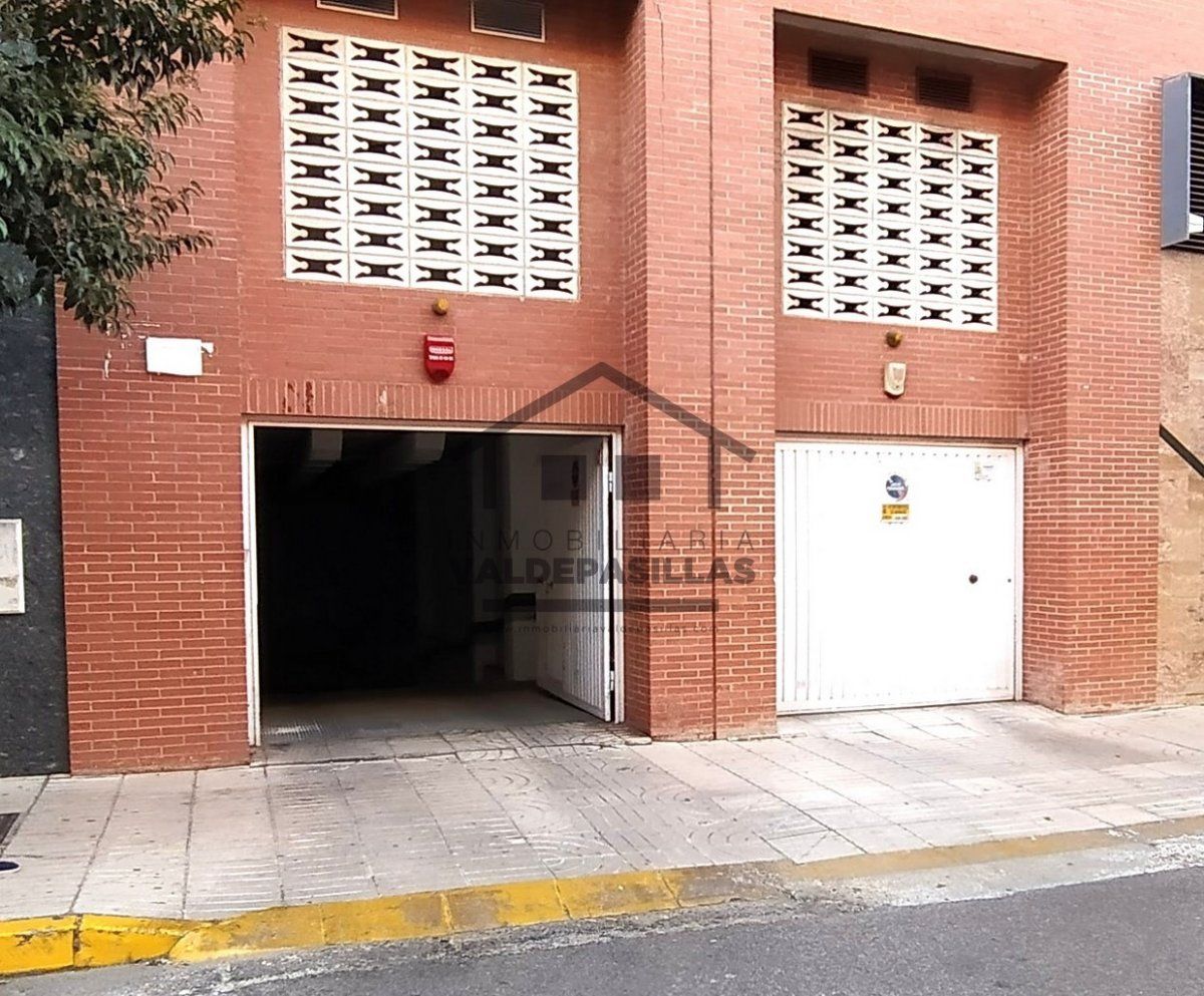 Garage to rent in Valdepasillas - La Paz - Huerta Rosales