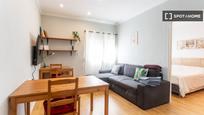 Living room of Flat to rent in  Barcelona Capital  with Air Conditioner, Heating and Furnished