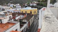 Vista exterior de Casa o xalet en venda en Teror amb Terrassa i Balcó