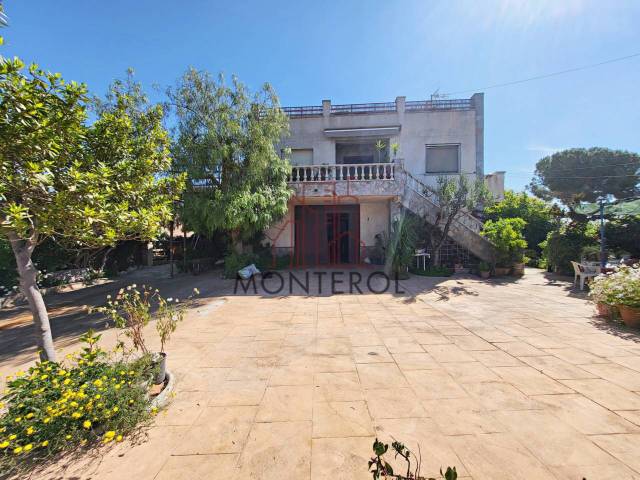 Casa-chalet en Venta en Martines en Les Martines