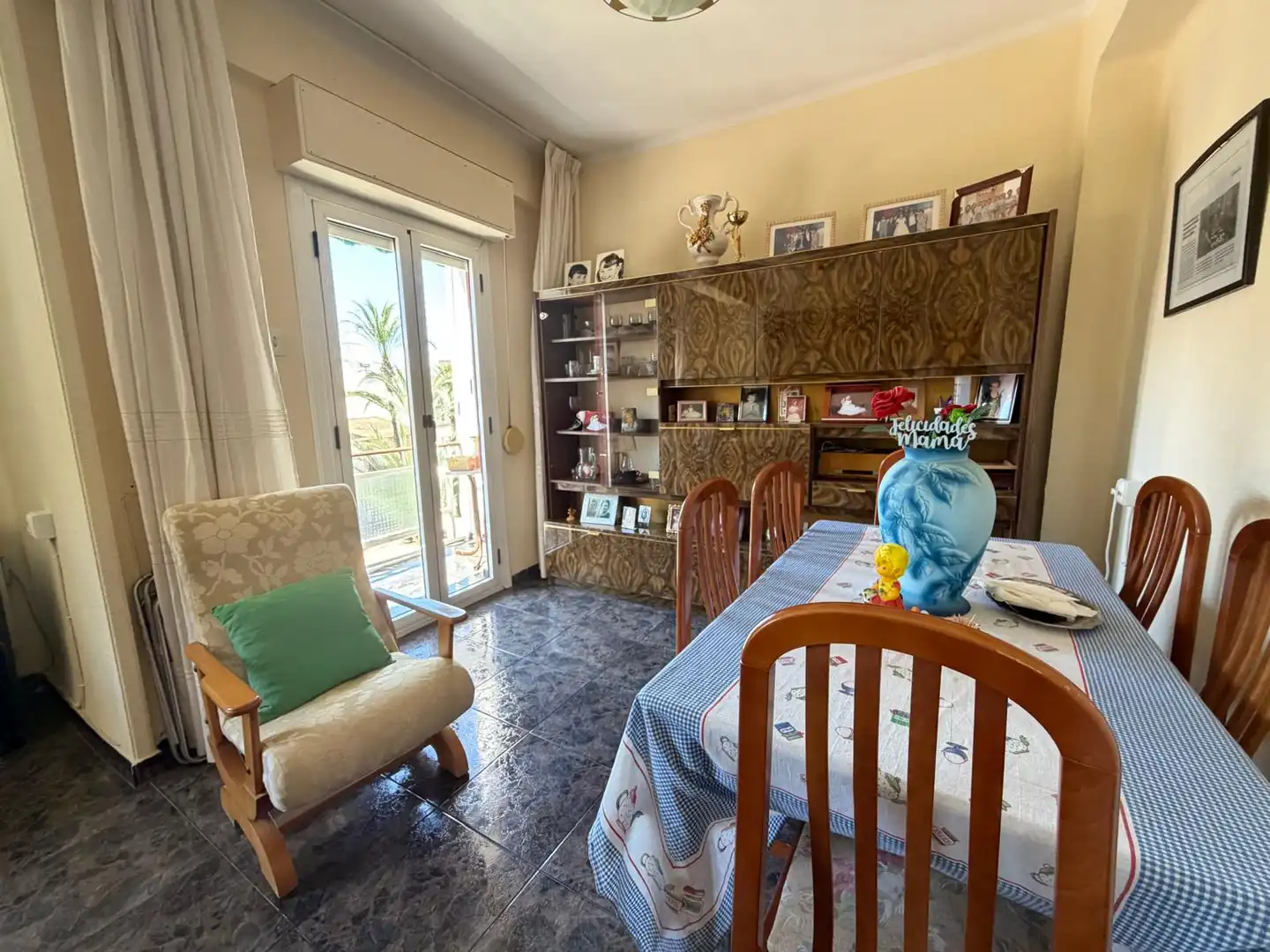 Comedor de Piso en venta en Dolores con Aire acondicionado, Amueblado y Horno