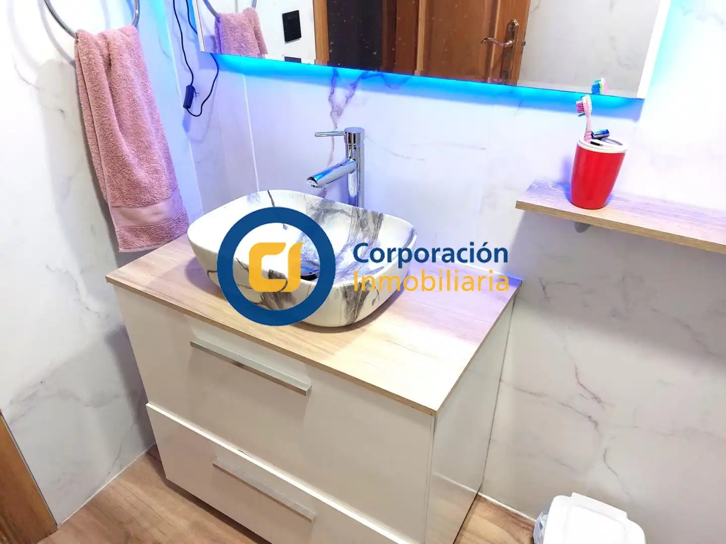 Baño de Piso en venta en Lorca con Amueblado y Balcón